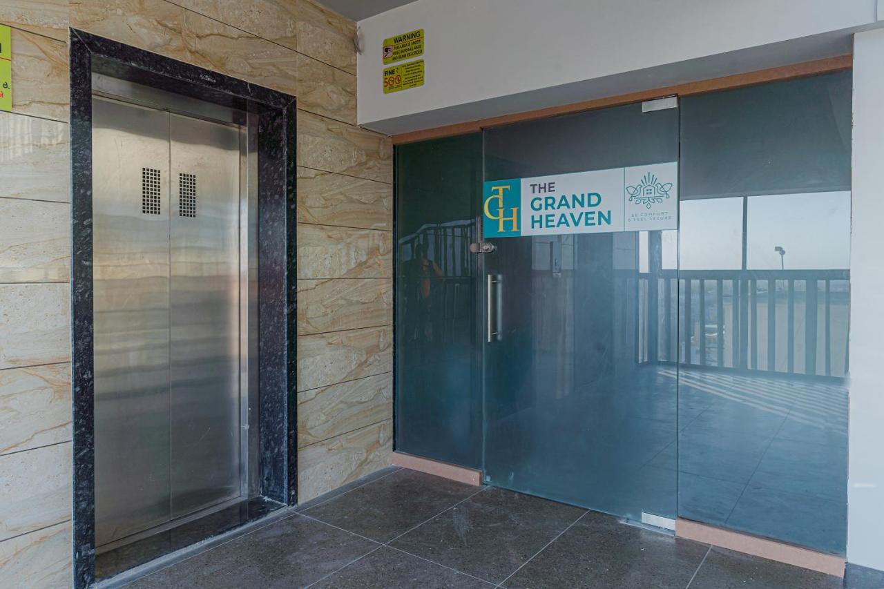 Hotel The Grand Heaven Gandhinagar Zewnętrze zdjęcie