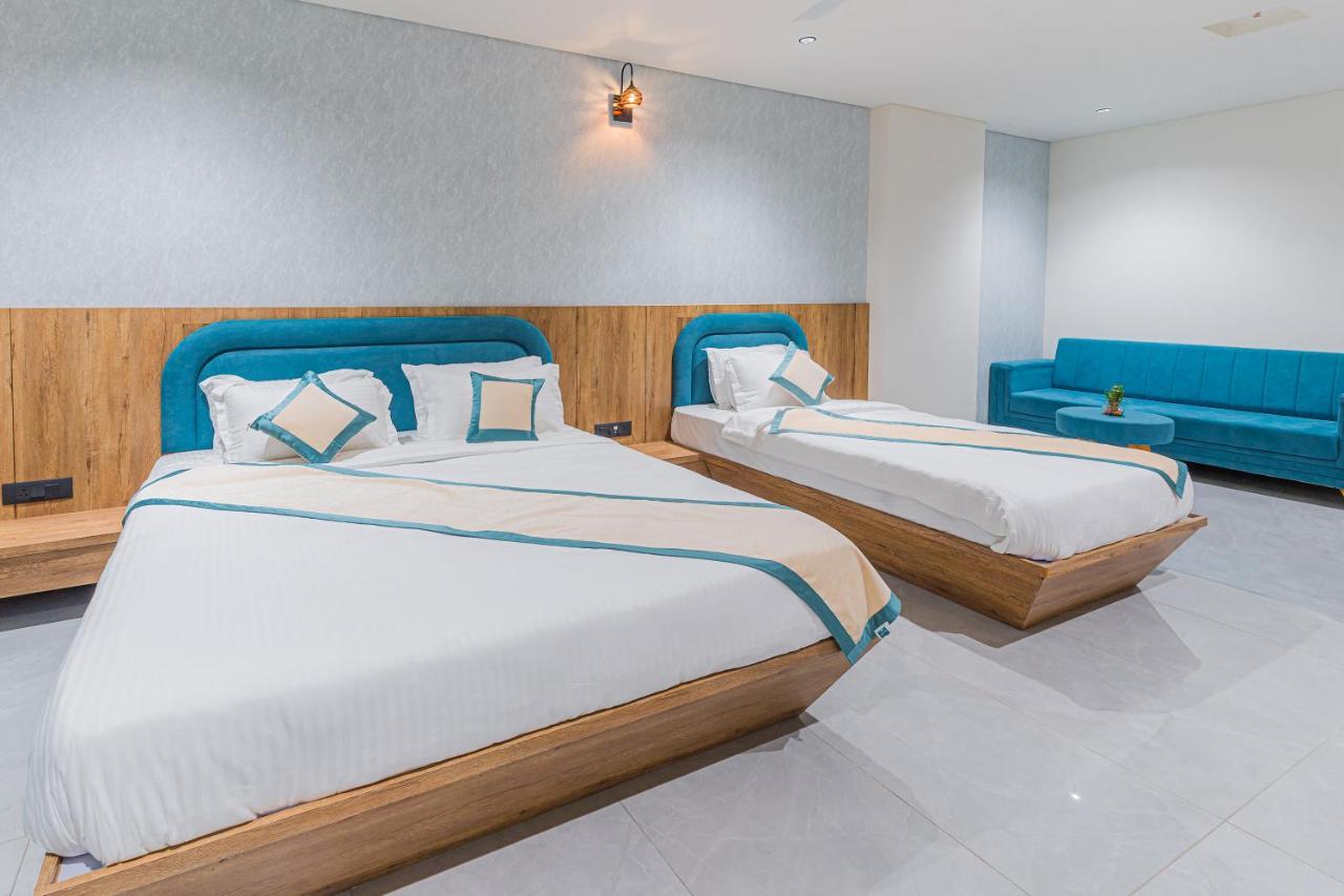 Hotel The Grand Heaven Gandhinagar Zewnętrze zdjęcie