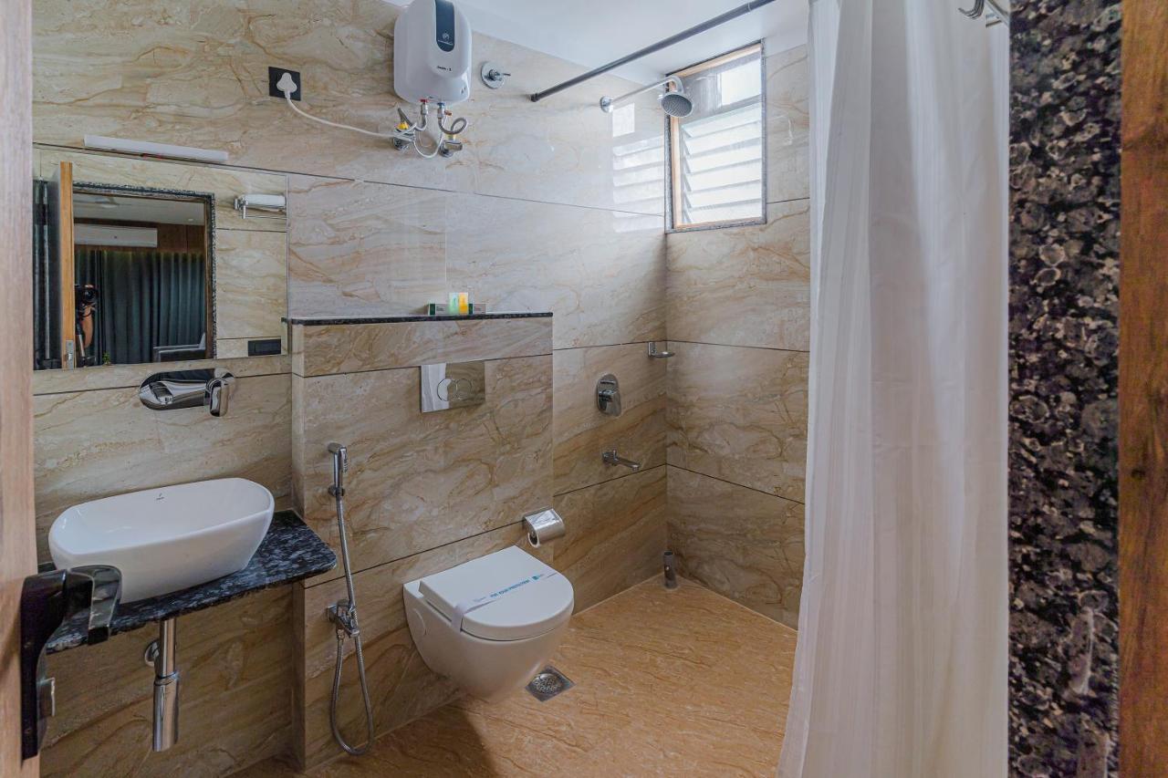 Hotel The Grand Heaven Gandhinagar Zewnętrze zdjęcie